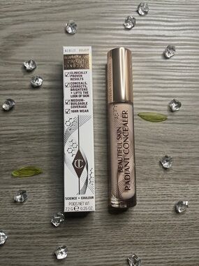 Charlotte Tilbury Beautiful Skin Radiant Concealer - 3 FAIR